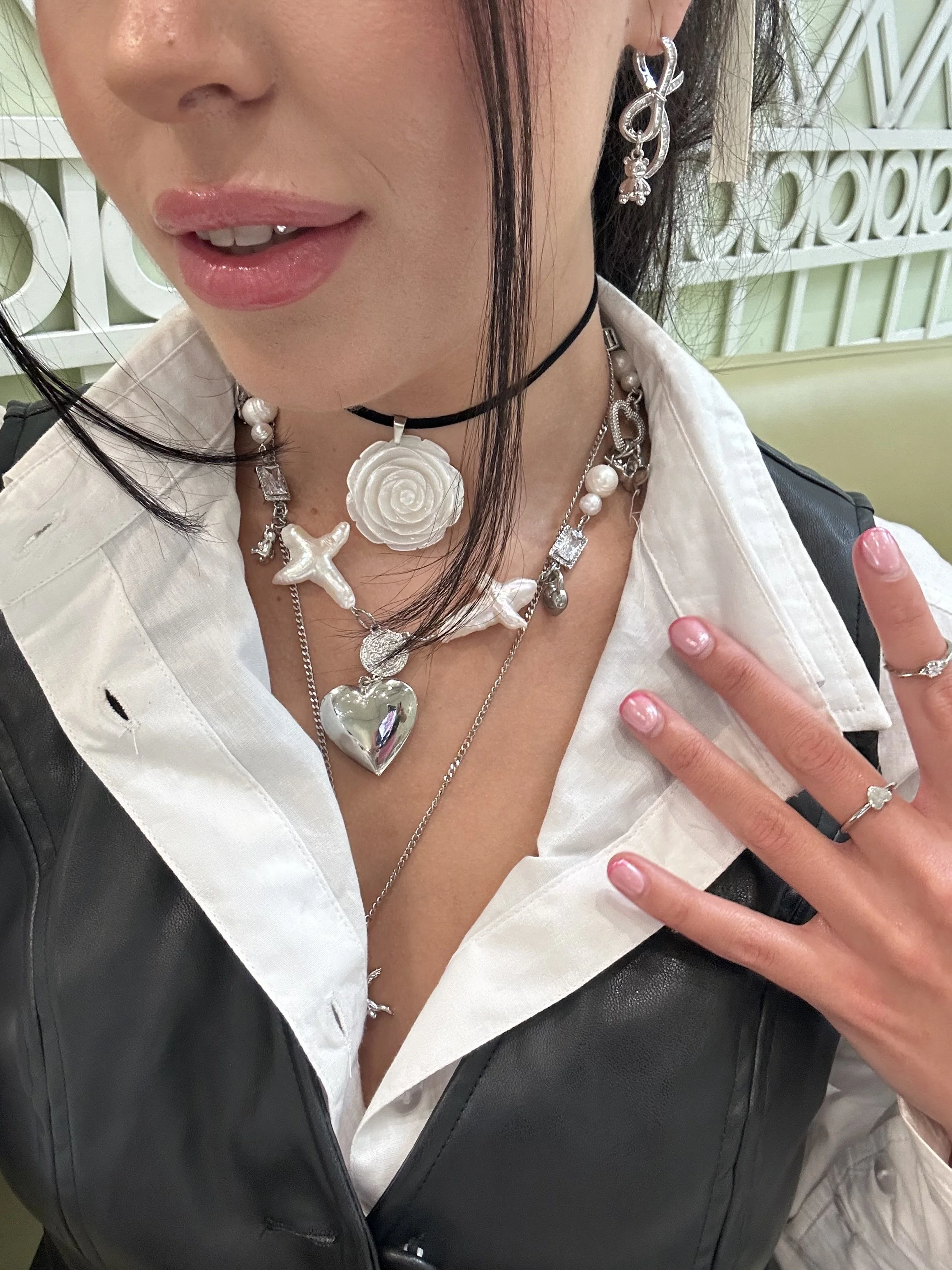 Belle Necklace — Androhmeda